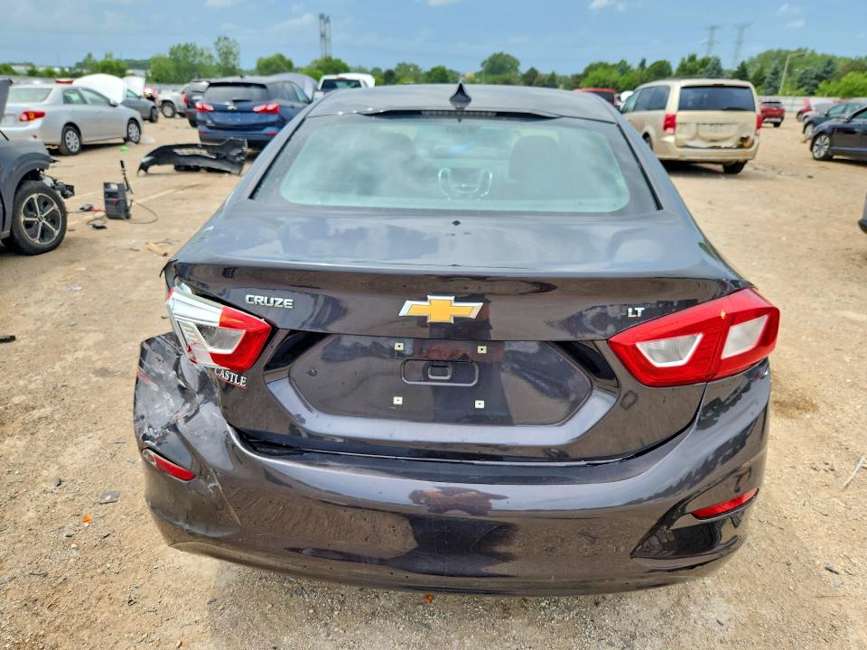 2017 Chevrolet Cruze მანქანა იყიდება აუქციონზე, vin: 1G1BE5SM0H7235307, აუქციონის ნომერი: 56365136