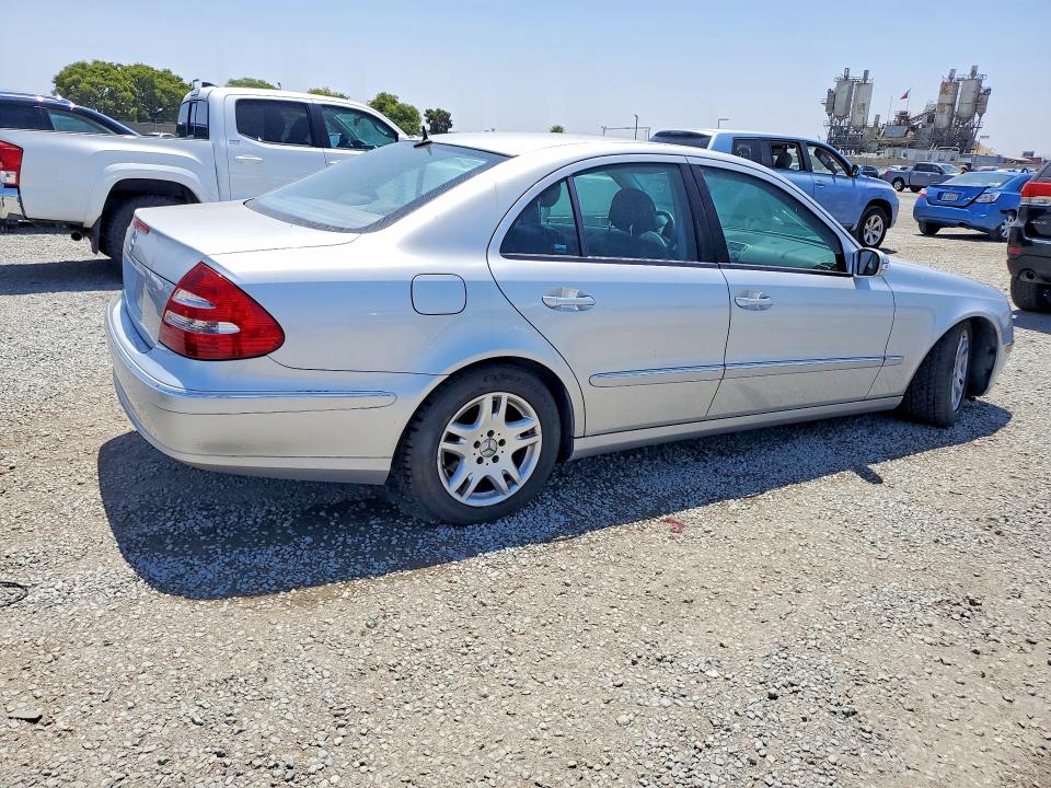 2005 Mercedes-benz E მანქანა იყიდება აუქციონზე, vin: WDBUF65J45A607023, აუქციონის ნომერი: 56829676