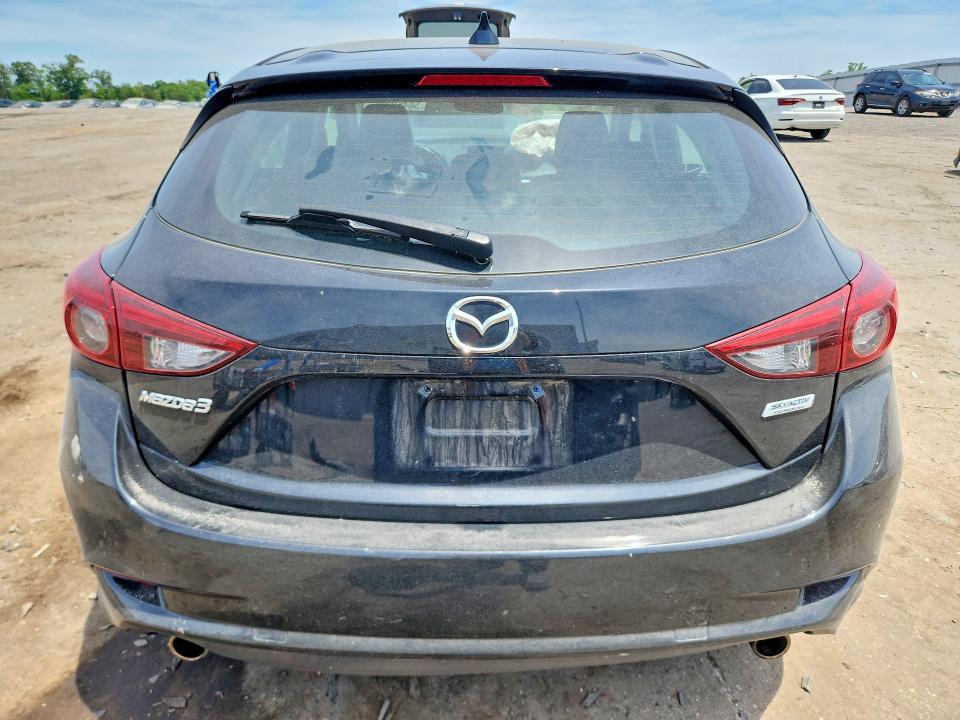 Auction sale of the 2018 Mazda 3, vin: 3MZBN1M37JM225449, lot number: 56462386