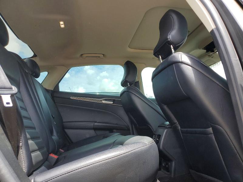 58285196 :رقم المزاد ، 3FA6P0PU3JR258325 vin ، 2018 Ford Fusion مزاد بيع