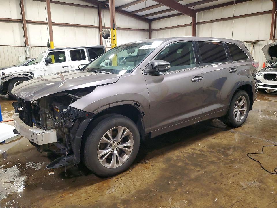 Продажа на аукционе авто 2015 Toyota Highlander, vin: 5TDBKRFH3FS142658, номер лота: 56445726