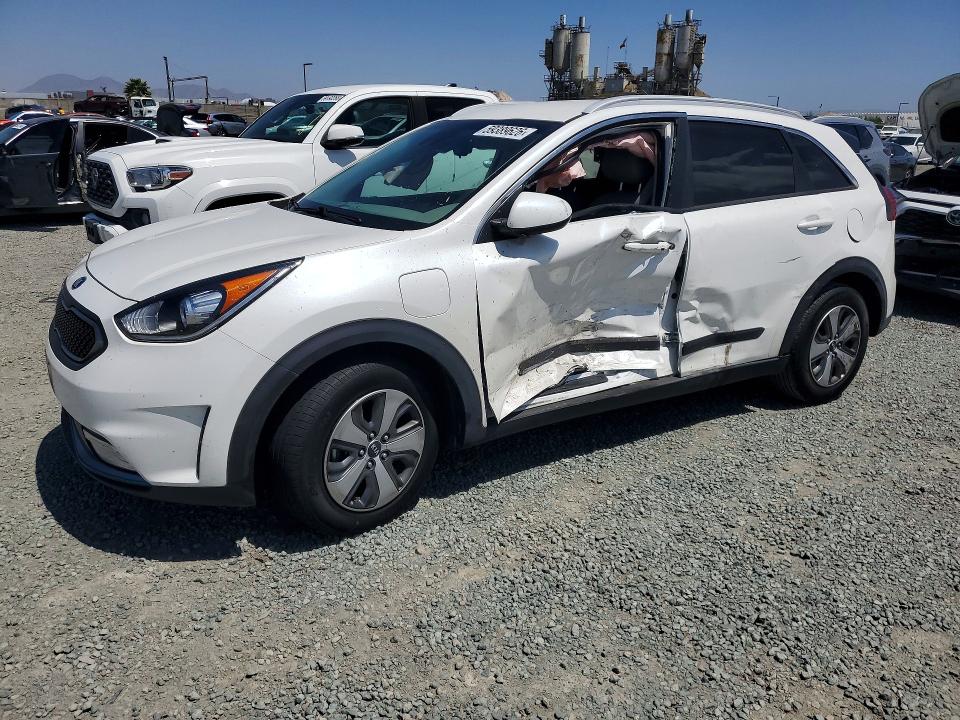 2019 Kia Niro მანქანა იყიდება აუქციონზე, vin: KNDCM3LD3K5323031, აუქციონის ნომერი: 59389626