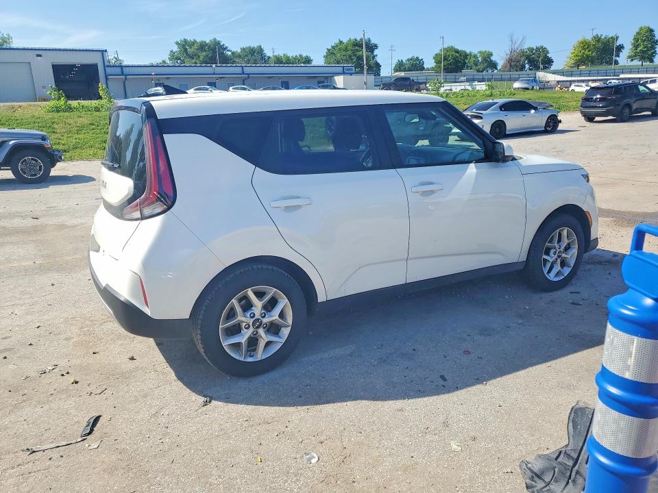 Продажа на аукционе авто 2025 Kia Soul, vin: KNDJ23AU7S7932692, номер лота: 56693186