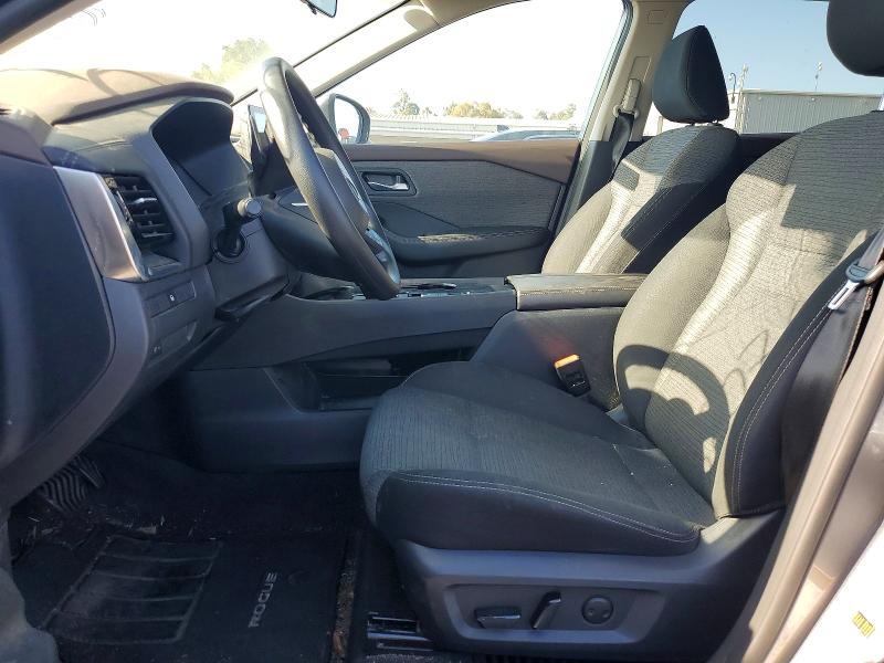 56268076 :رقم المزاد ، 5N1BT3BA0NC694049 vin ، 2022 Nissan Rogue مزاد بيع