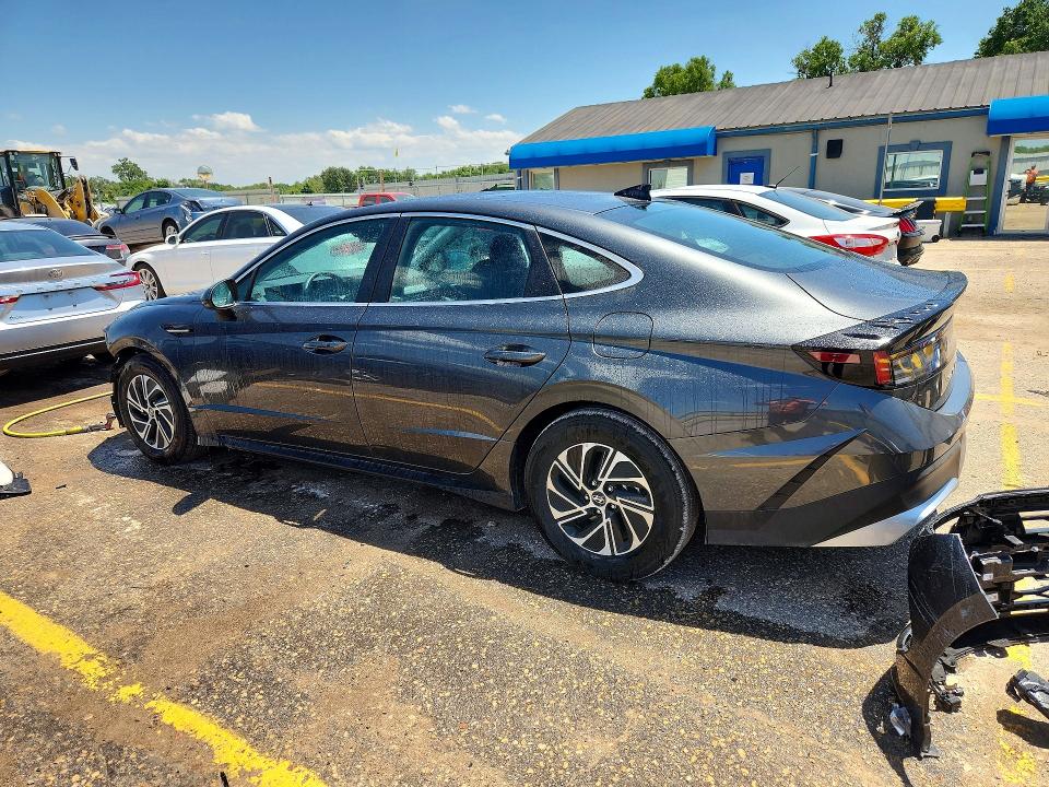 2026 Hyundai Sonata Hybrid მანქანა იყიდება აუქციონზე, vin: KMHL24JJ9TA164704, აუქციონის ნომერი: 57920406