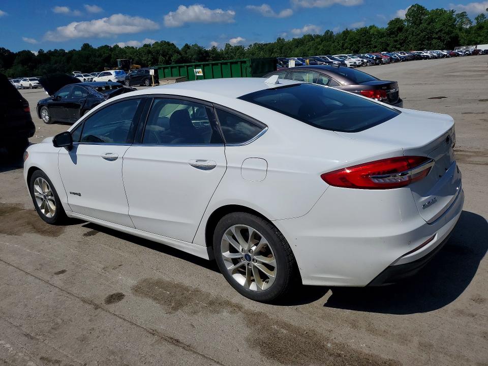 58371946 :رقم المزاد ، 3FA6P0LU0KR184966 vin ، 2019 Ford Fusion مزاد بيع