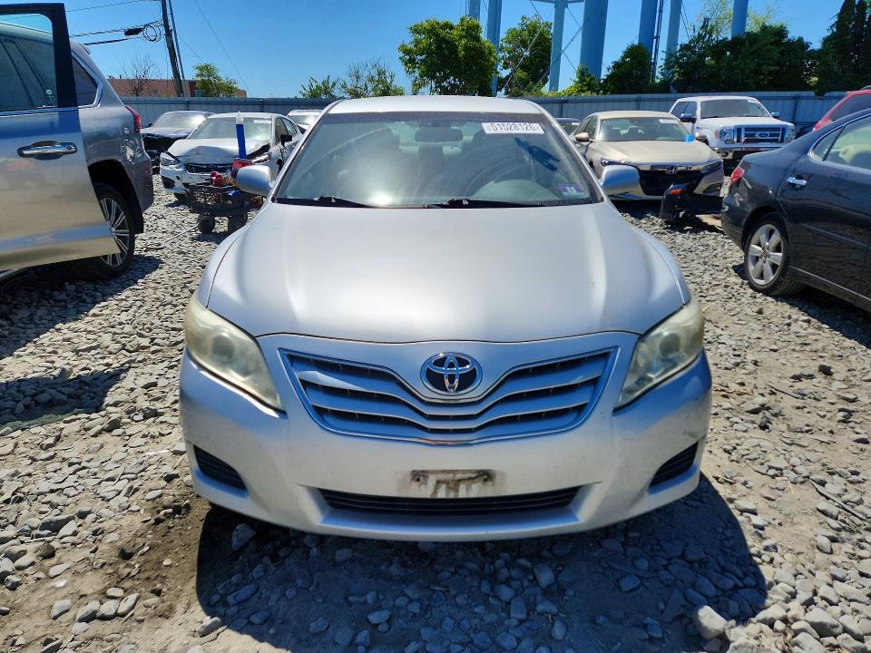 2011 Toyota Camry მანქანა იყიდება აუქციონზე, vin: 4T1BF3EK2BU734939, აუქციონის ნომერი: 51528126