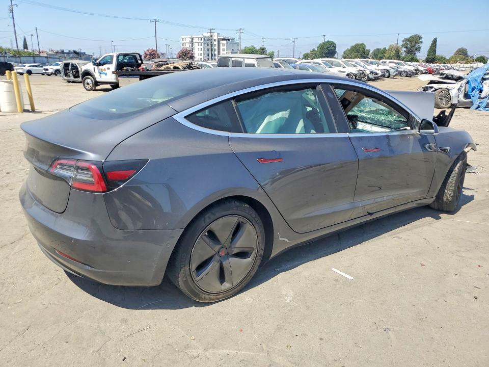Продажа на аукционе авто 2018 Tesla Model 3, vin: 5YJ3E1EA2JF166660, номер лота: 57433906