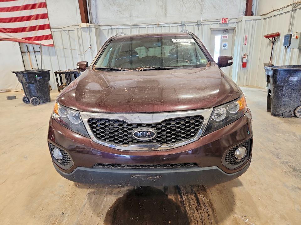2011 Kia Sorento მანქანა იყიდება აუქციონზე, vin: 5XYKUDA21BG183071, აუქციონის ნომერი: 57669666
