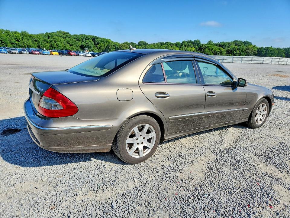 2008 Mercedes-benz E მანქანა იყიდება აუქციონზე, vin: WDBUF22X38B246898, აუქციონის ნომერი: 57806736