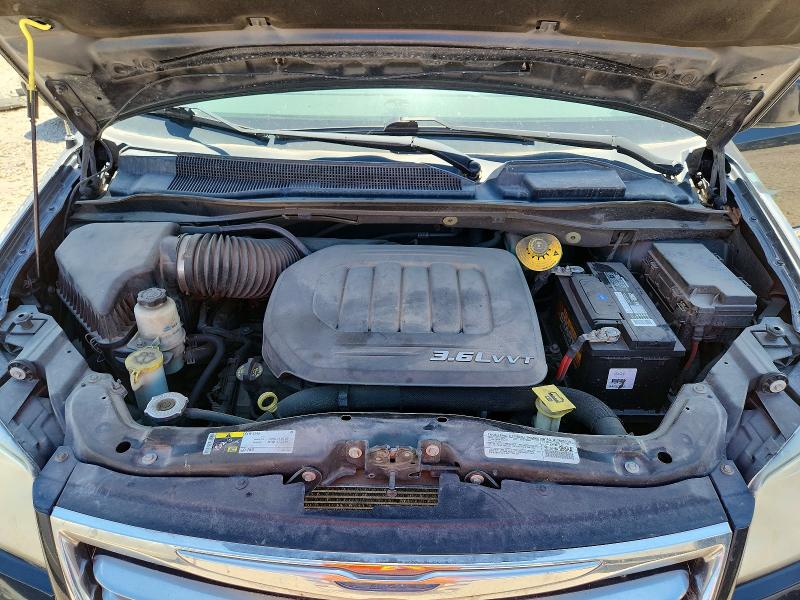 2014 Chrysler Town & Country მანქანა იყიდება აუქციონზე, vin: 2C4RC1BG0ER383174, აუქციონის ნომერი: 55809936