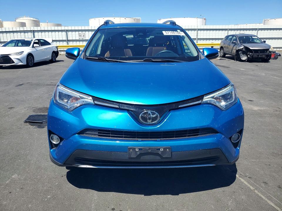 Продажа на аукционе авто 2017 Toyota Rav4, vin: 2T3YFREV9HW395796, номер лота: 57148186