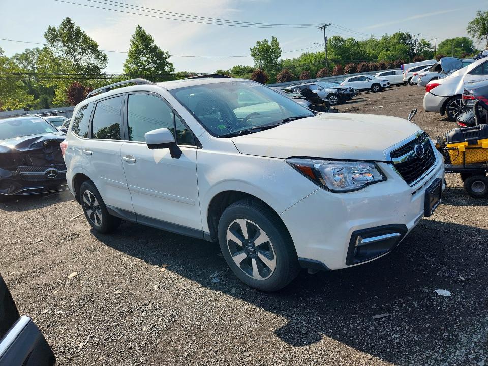 58734496 :رقم المزاد ، JF2SJAGC5JH507850 vin ، 2018 Subaru Forester مزاد بيع