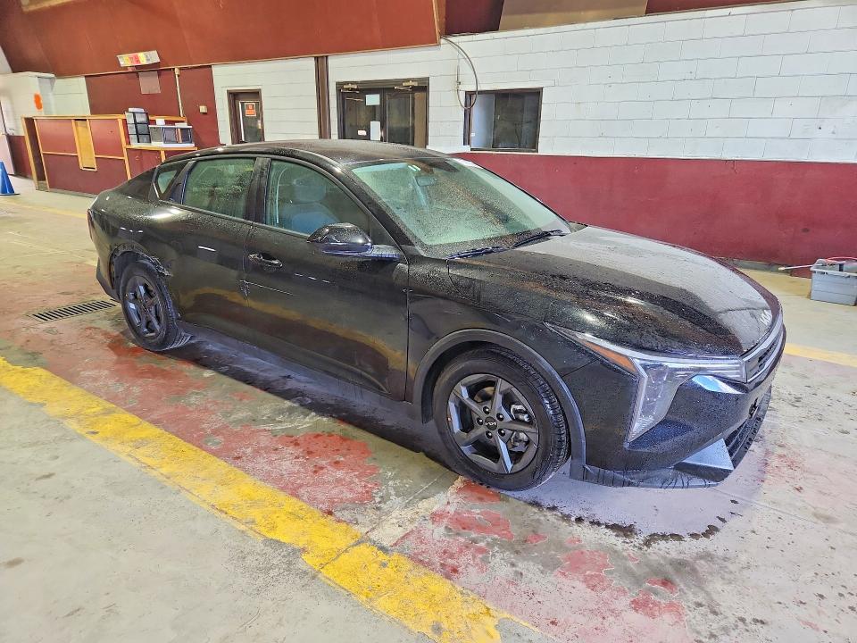 2025 Kia K4 მანქანა იყიდება აუქციონზე, vin: 3KPFT4DE8SE097117, აუქციონის ნომერი: 58530936