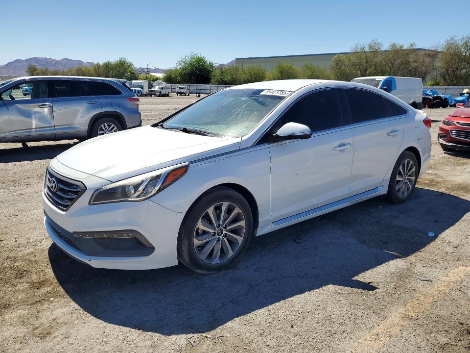 2015 Hyundai Sonata მანქანა იყიდება აუქციონზე, vin: 5NPE34AF2FH028286, აუქციონის ნომერი: 85451785