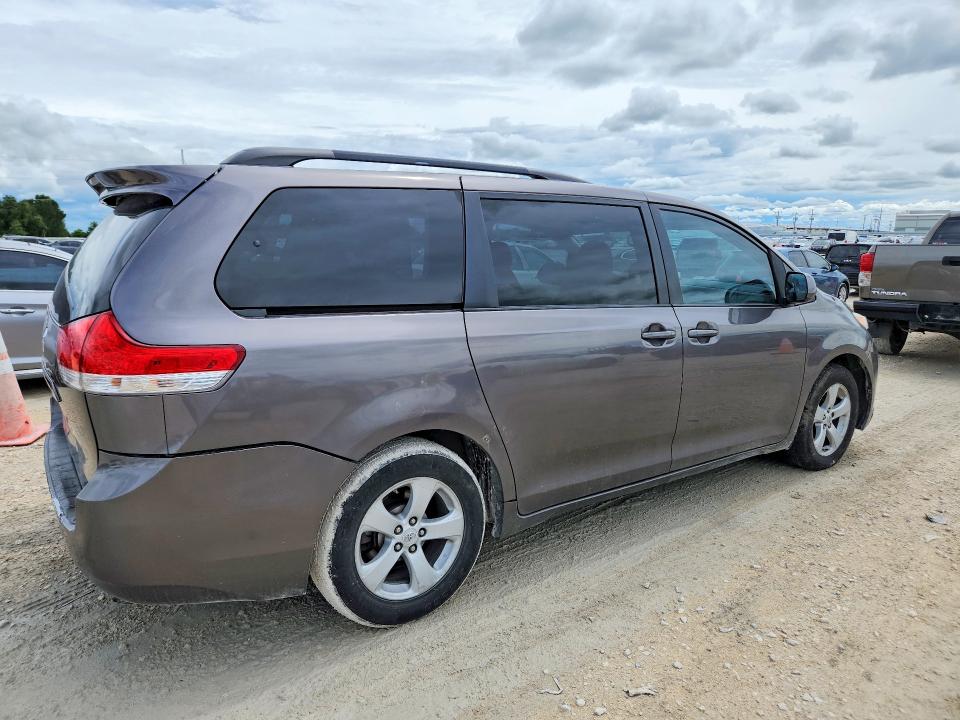 Продаж на аукціоні авто 2011 Toyota Sienna, vin: 5TDKK3DC0BS045836, номер лоту: 57256956