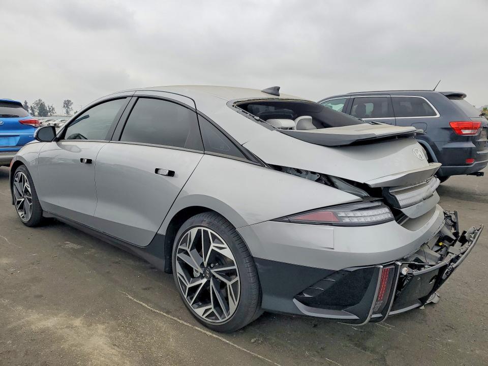 2025 Hyundai Ioniq 6 მანქანა იყიდება აუქციონზე, vin: KMHM34AA2SA085942, აუქციონის ნომერი: 58295916