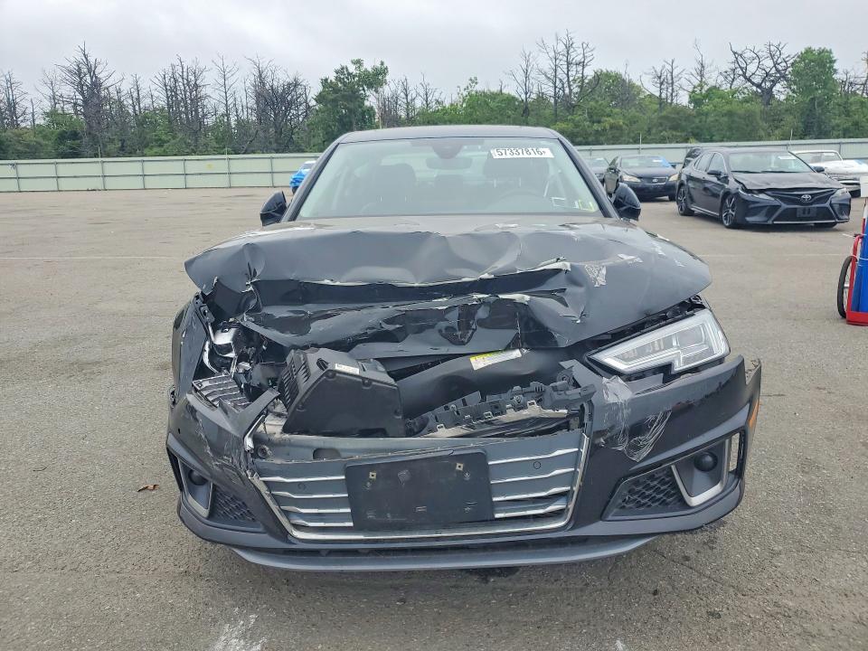 Продажа на аукционе авто 2019 Audi A4, vin: WAUENAF43KA006926, номер лота: 57337816