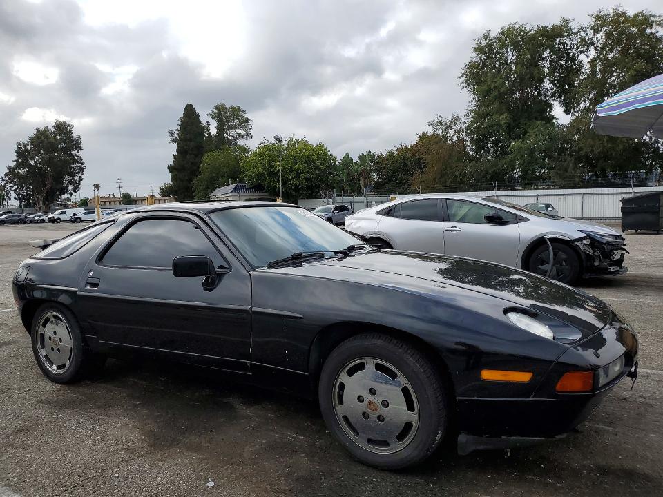 1988 Porsche 928 მანქანა იყიდება აუქციონზე, vin: WP0JB0926JS860462, აუქციონის ნომერი: 85604585