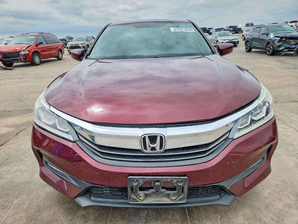 Продажа на аукционе авто 2016 Honda Accord, vin: 1HGCR2F52GA202815, номер лота: 57521976