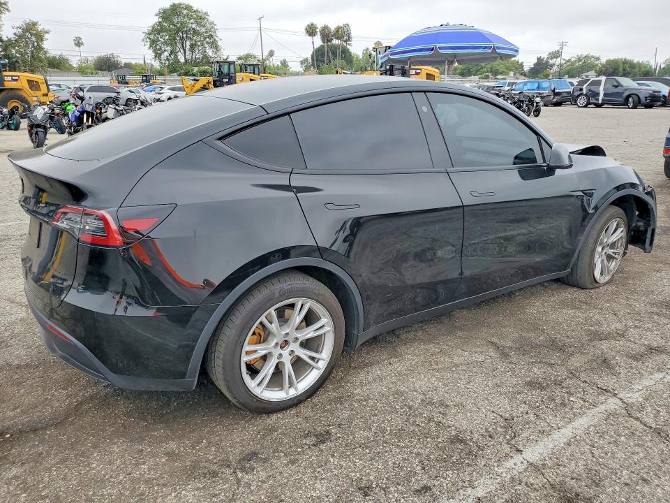 Продажа на аукционе авто 2023 Tesla Model Y, vin: 7SAYGDEE1PA096422, номер лота: 57403346
