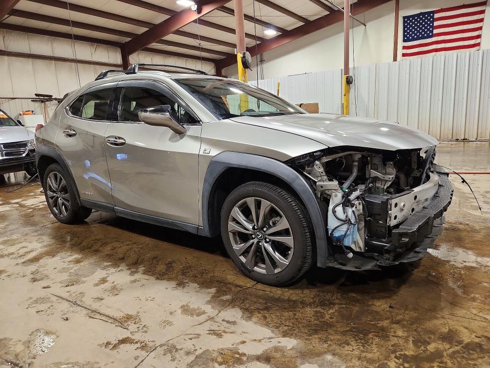 Продаж на аукціоні авто 2020 Lexus Ux, vin: JTHE9JBH3L2032677, номер лоту: 57361126