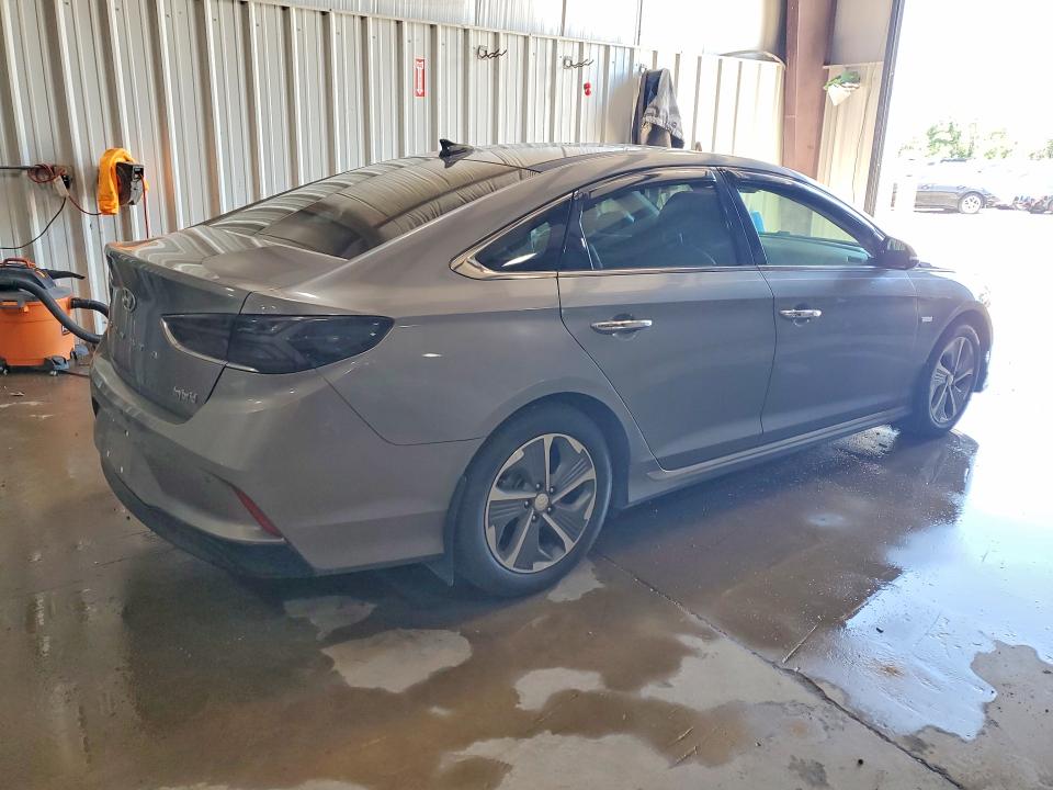 Продажа на аукционе авто 2018 Hyundai Sonata Hybrid, vin: KMHE34L31JA083424, номер лота: 56886246