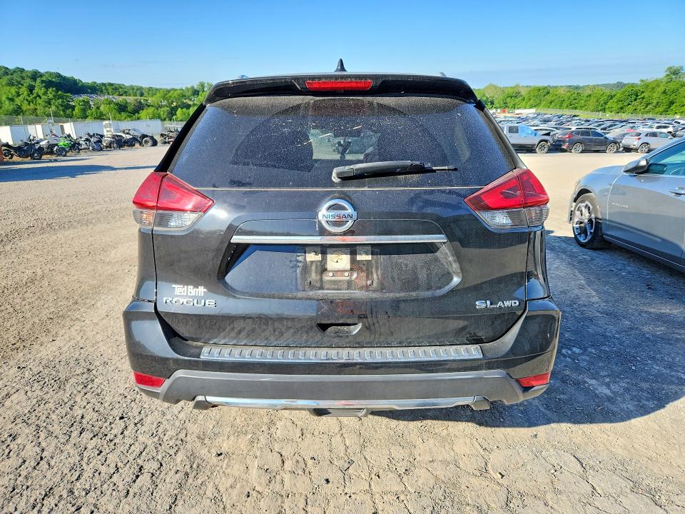 Продаж на аукціоні авто 2018 Nissan Rogue, vin: JN8AT2MV5JW306028, номер лоту: 55385136