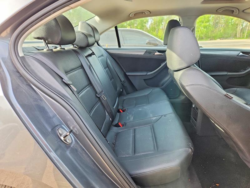 56084056 :رقم المزاد ، 3VWLL7AJ4DM352227 vin ، 2013 Volkswagen Jetta مزاد بيع