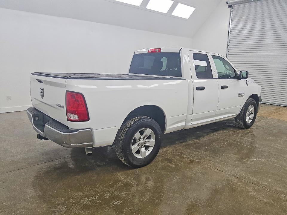 56251536 :رقم المزاد ، 1C6RR7FG8JS277194 vin ، 2018 Ram 1500 مزاد بيع