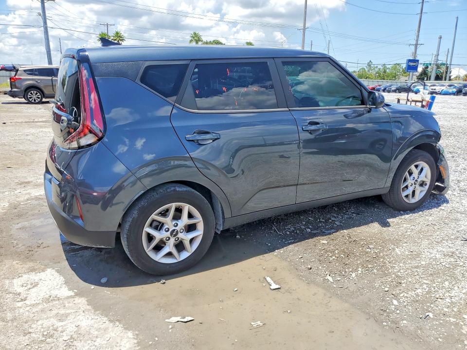 2025 Kia Soul მანქანა იყიდება აუქციონზე, vin: KNDJ23AU7S7245728, აუქციონის ნომერი: 57211056