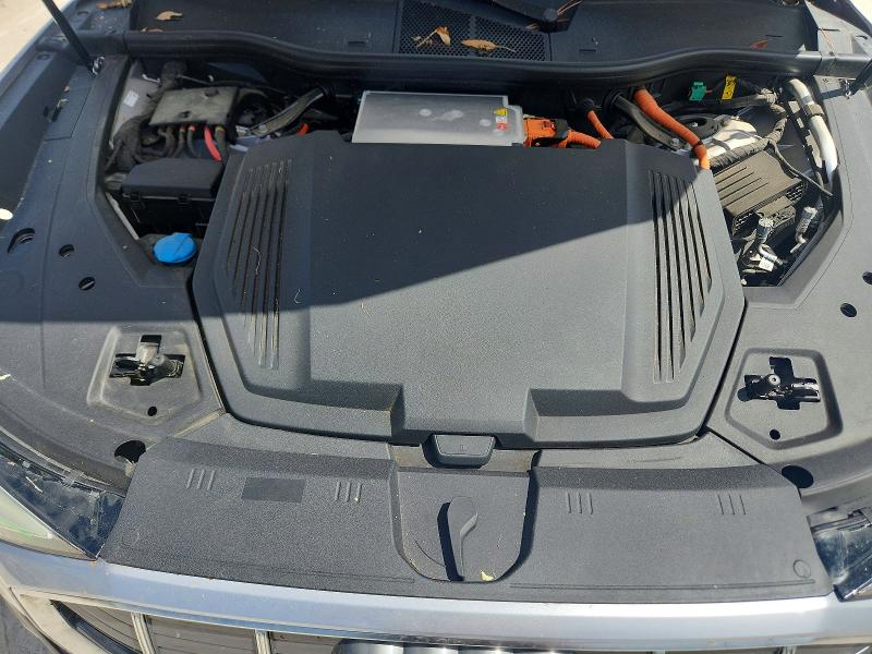 2022 Audi E-tron მანქანა იყიდება აუქციონზე, vin: WA12AAGE8NB028552, აუქციონის ნომერი: 55925216