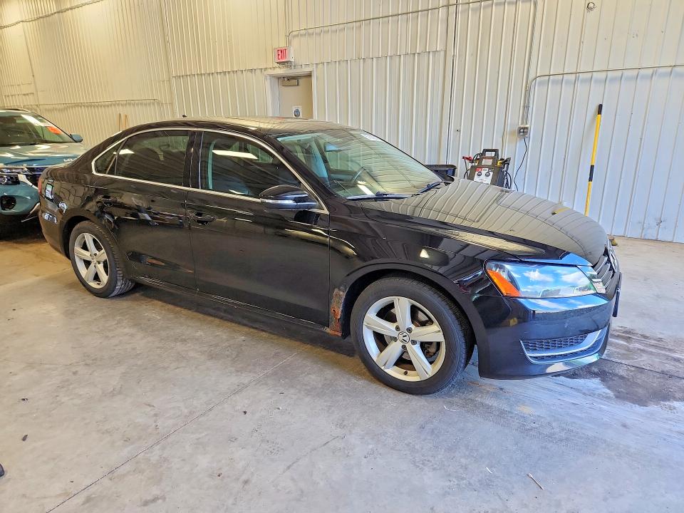 57602216 :رقم المزاد ، 1VWBP7A37CC009283 vin ، 2012 Volkswagen Passat مزاد بيع