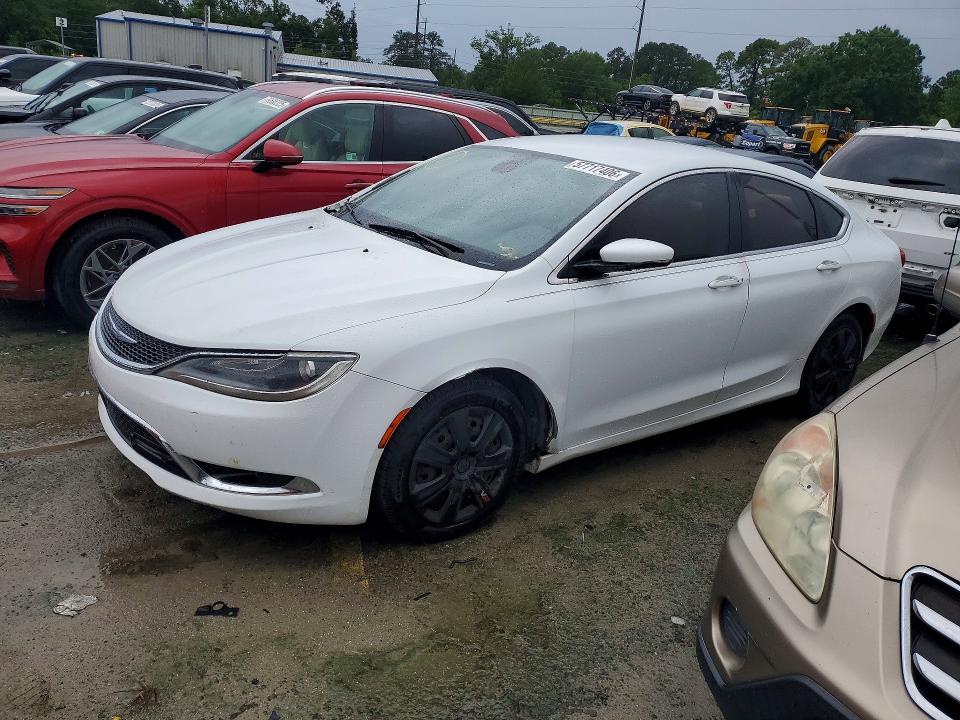 Продаж на аукціоні авто 2015 Chrysler 200, vin: 1C3CCCCB2FN629181, номер лоту: 57717406