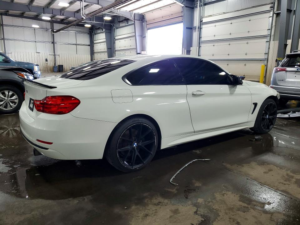 56823576 :رقم المزاد ، WBA3R5C53FK372899 vin ، 2015 Bmw 435 مزاد بيع