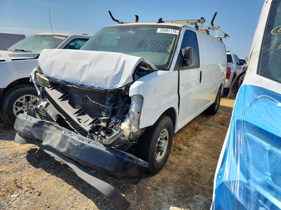55697176 :رقم المزاد ، 1GCWGAF75M1178440 vin ، 2021 Chevrolet Express G2500 مزاد بيع