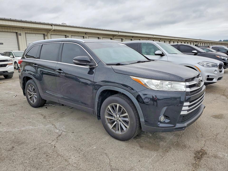 56418486 :رقم المزاد ، 5TDJZRFH9KS614878 vin ، 2019 Toyota Highlander مزاد بيع