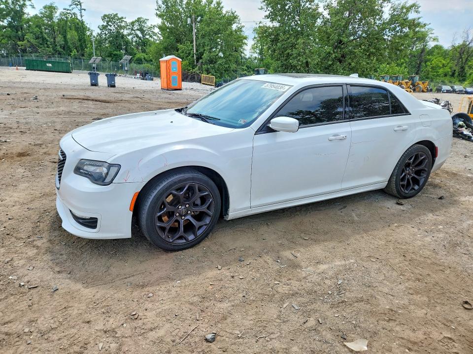 2020 Chrysler 300 მანქანა იყიდება აუქციონზე, vin: 2C3CCABT8LH187221, აუქციონის ნომერი: 57954036