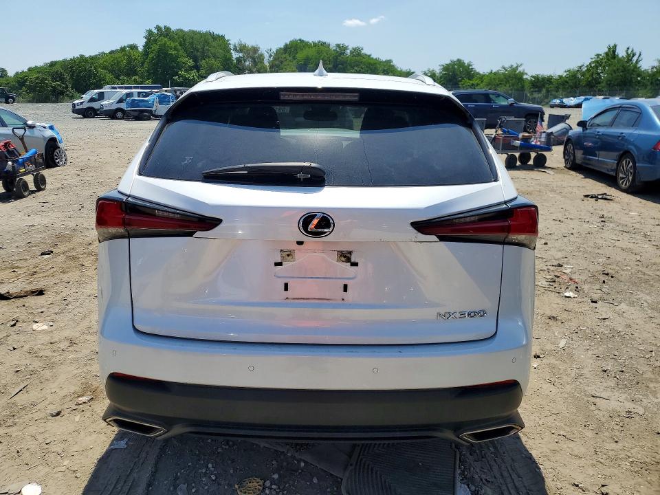 59179626 :رقم المزاد ، JTJGARDZ2M5019700 vin ، 2021 Lexus Nx 300 مزاد بيع