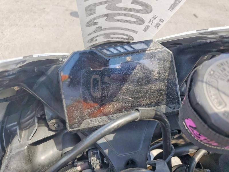 55645616 :رقم المزاد ، JH2SC7713MK400501 vin ، 2021 Honda Cbr1000 مزاد بيع