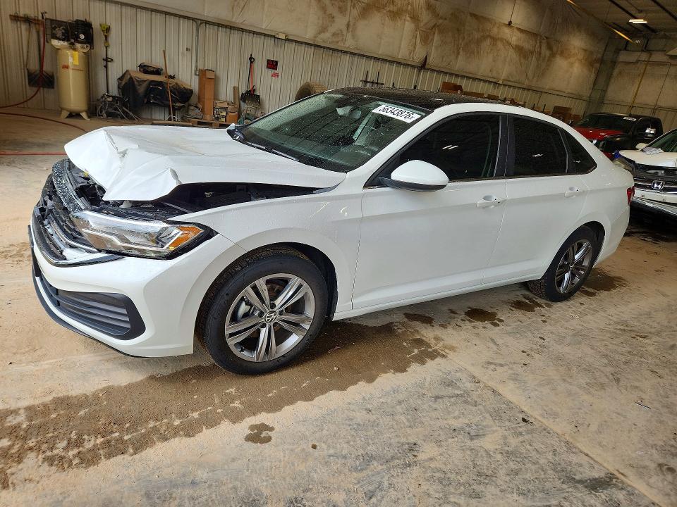 Auction sale of the 2024 Volkswagen Jetta, vin: 3VW7M7BU4RM038897, lot number: 56343876