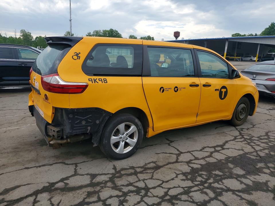 Продаж на аукціоні авто 2016 Toyota Sienna, vin: 5TDZK3DC1GS754152, номер лоту: 57139746