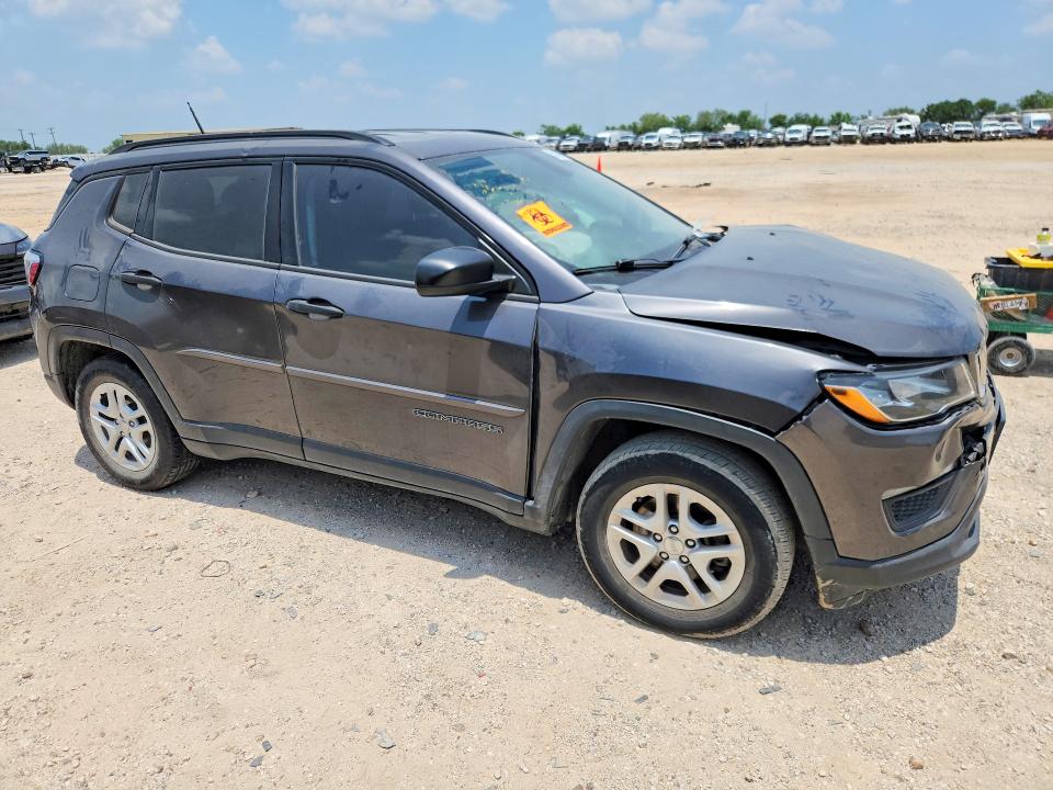 2018 Jeep Compass მანქანა იყიდება აუქციონზე, vin: 3C4NJCAB1JT102612, აუქციონის ნომერი: 55839206