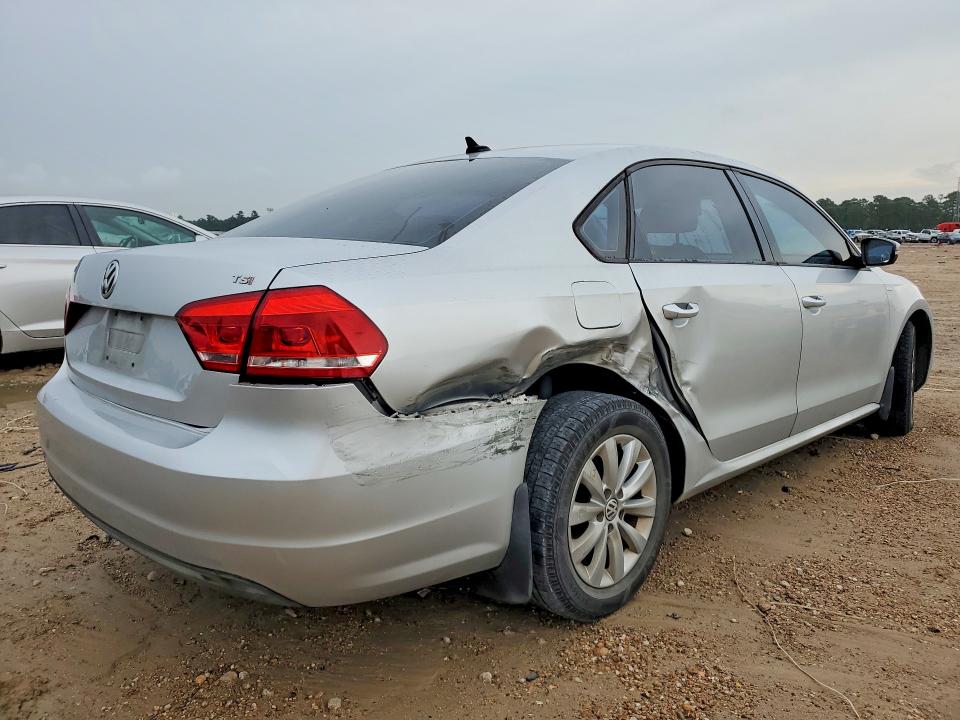 57435526 :رقم المزاد ، 1VWAT7A37FC049567 vin ، 2015 Volkswagen Passat مزاد بيع