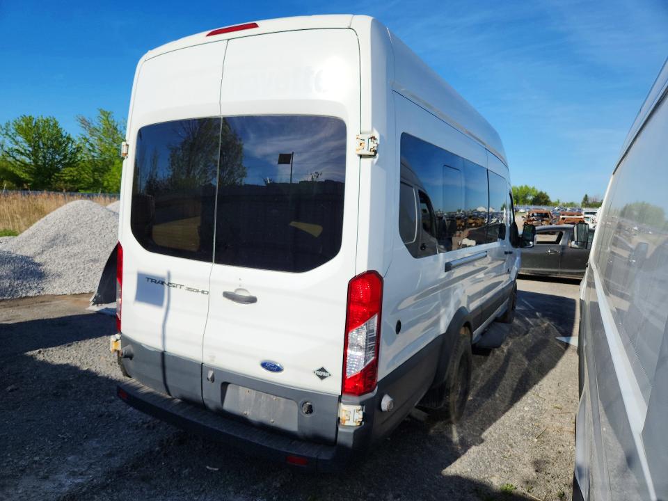 2017 Ford Transit მანქანა იყიდება აუქციონზე, vin: 1FBVU4XM0HKA54607, აუქციონის ნომერი: 53972926