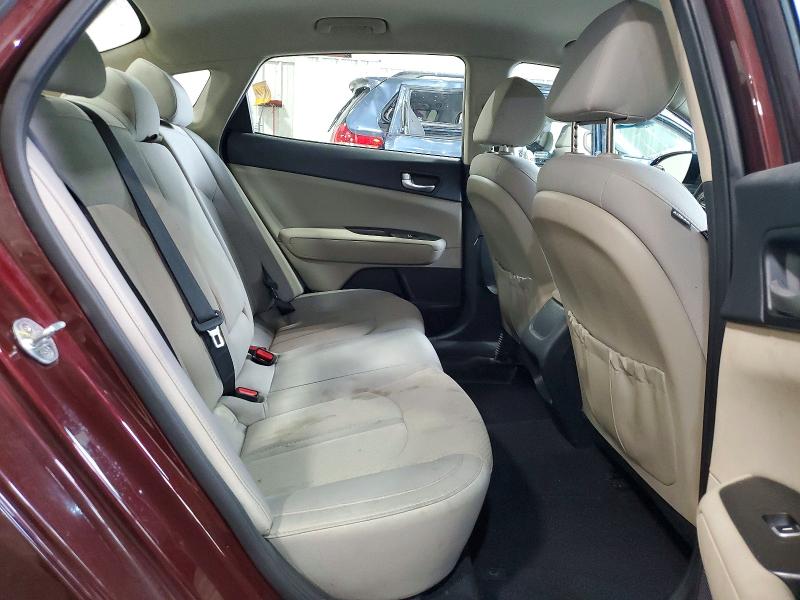 Продаж на аукціоні авто 2017 Kia Optima, vin: 5XXGT4L34HG156720, номер лоту: 57035126