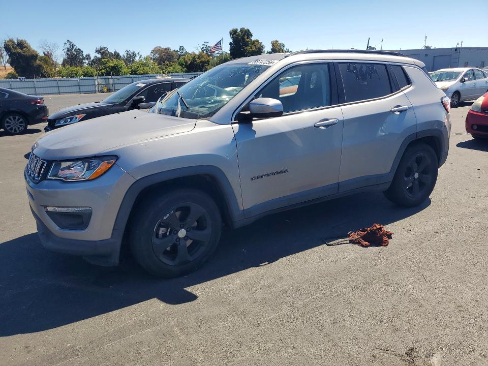 2018 Jeep Compass მანქანა იყიდება აუქციონზე, vin: 3C4NJCBB4JT194619, აუქციონის ნომერი: 58747256