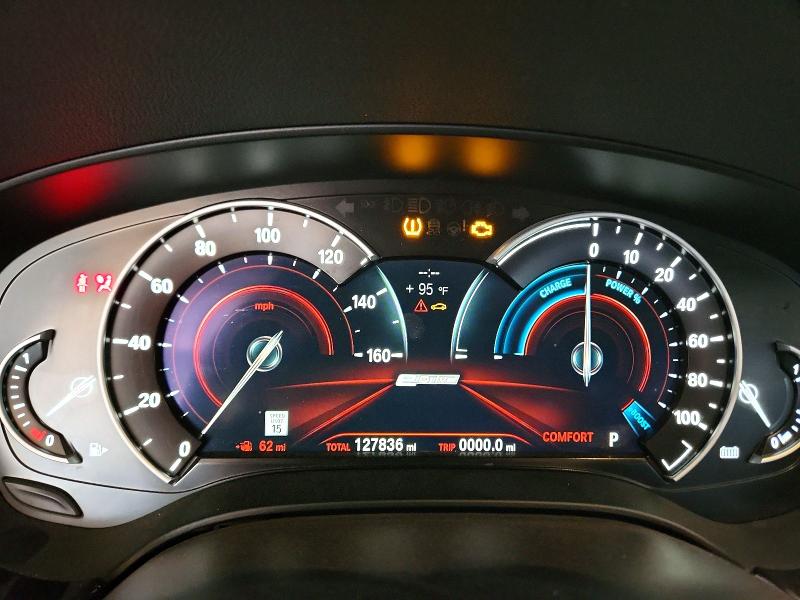 2019 Bmw 530e მანქანა იყიდება აუქციონზე, vin: WBAJA9C53KB392649, აუქციონის ნომერი: 57002316
