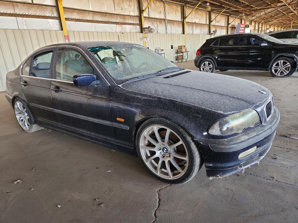 55368576 :رقم المزاد ، WBAAV53481FT03072 vin ، 2001 Bmw 330 مزاد بيع