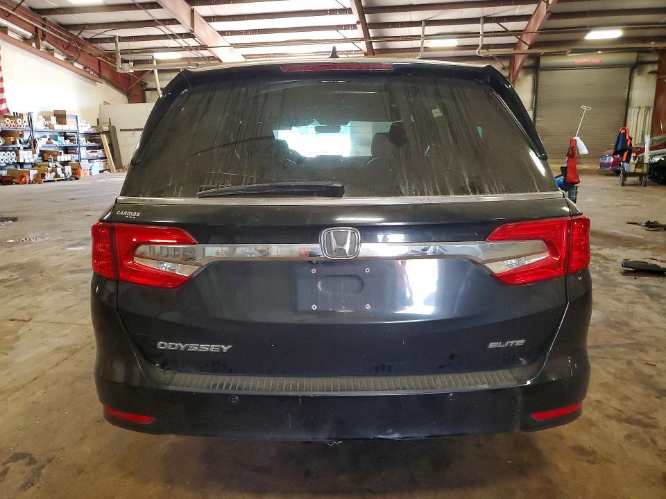 Продажа на аукционе авто 2018 Honda Odyssey, vin: 5FNRL6H90JB105449, номер лота: 55726376
